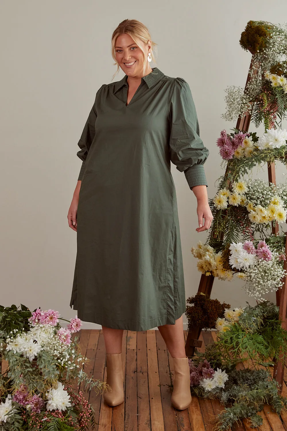 Blaine Collared Poplin Dress in Bottle Green