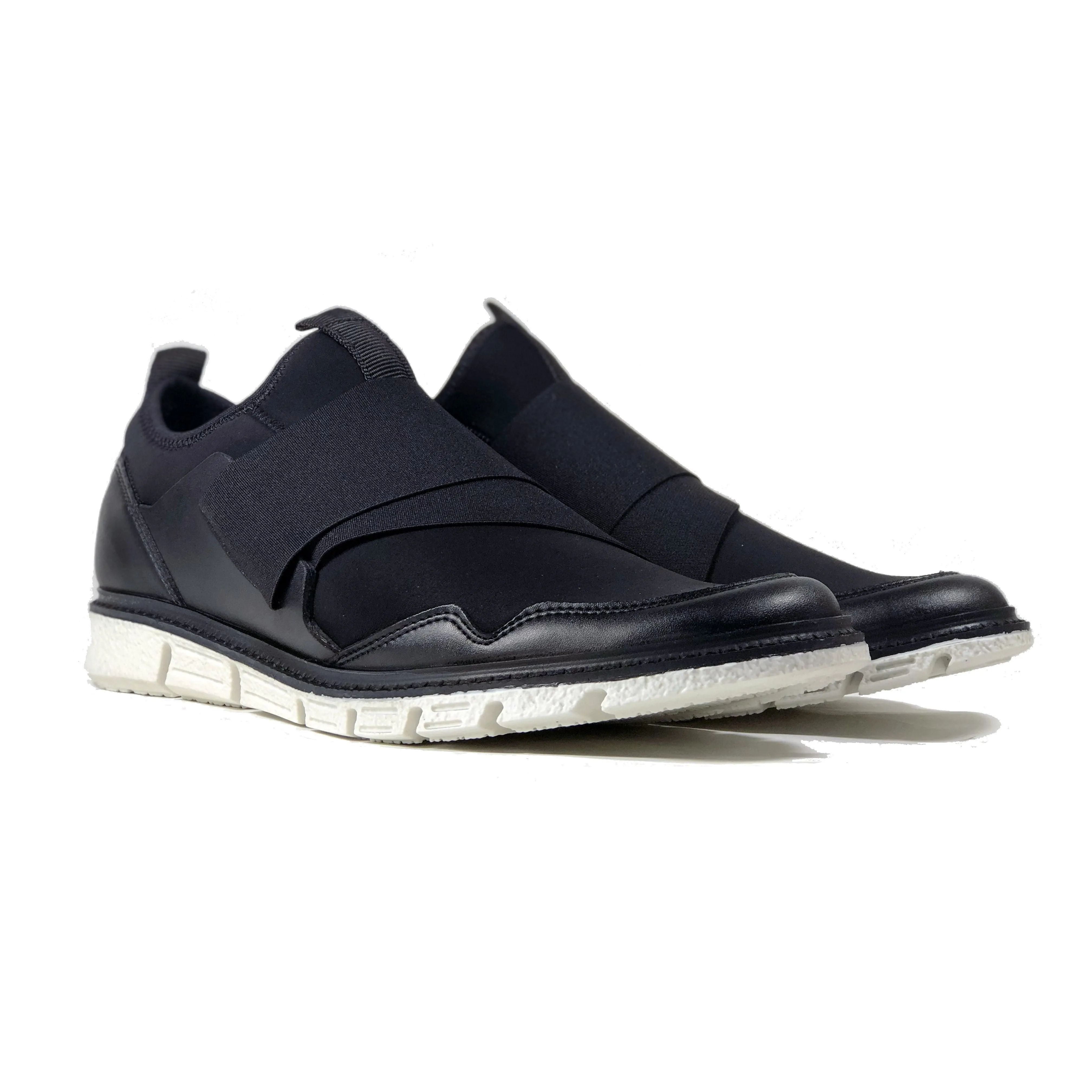 'Caspar' - men's vegan sneaker by Zette Shoes - black with white sole