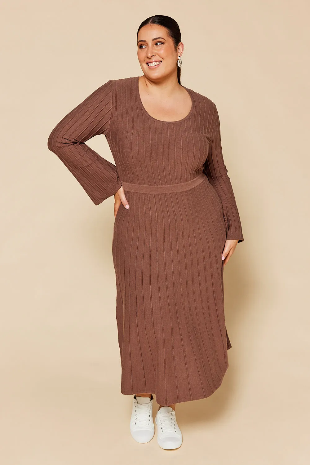 Waisted Knitted Dress in Cacao