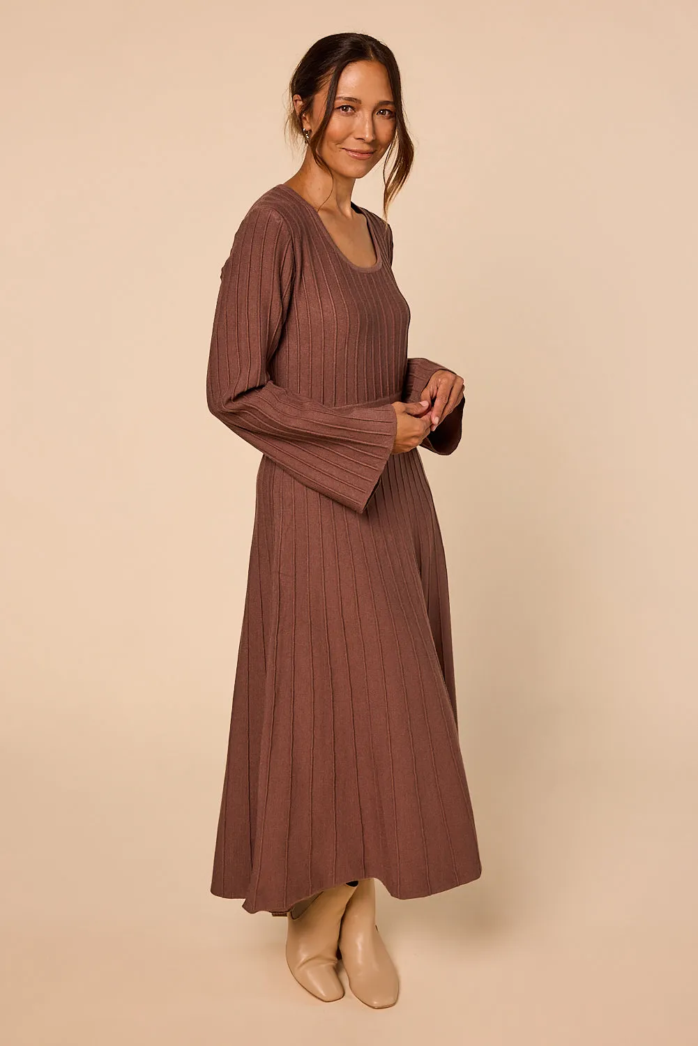 Waisted Knitted Dress in Cacao